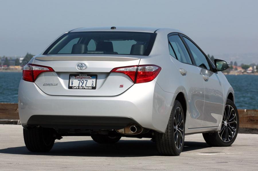  Toyota Corolla 2014 года  (фото 77 из 212)
